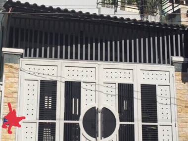 Kẹt tiền cần bán gấp nhà 1 lầu hẻm 1549 huỳnh tán phát giá 4,95 tỷ HH MG 50tr