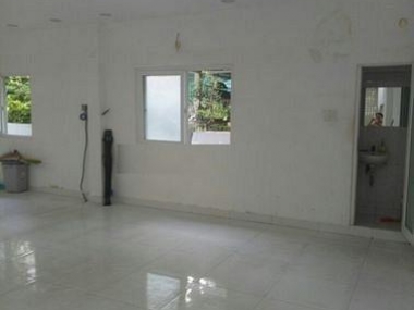 Bán nhà căn đôi mặt tiền đường Nguyễn Hữu Thọ Quận 7, trệt – 3 lầu