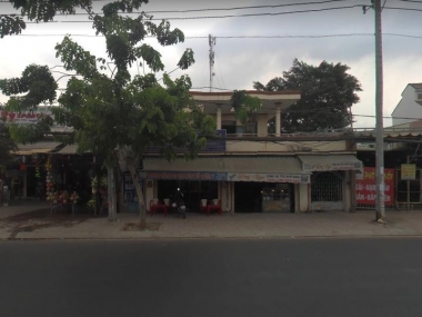 Bán nhà mặt tiền đường Huỳnh Tấn Phát Quận 7