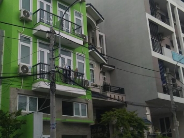 Bán căn hộ dịch vụ đường Lý Phục Man Quận 7, 29 phòng, DT 6x20m, giá 19.7 tỷ