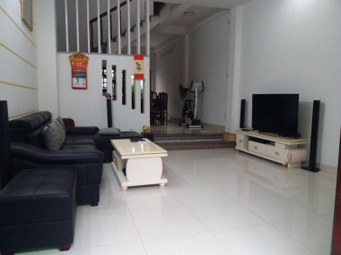 Bán nhà hẻm 1113 Huỳnh Tấn Phát Quận 7, 1 trệt – 2 lầu 