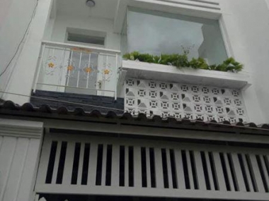 Bán nhà hẻm 167 Huỳnh Tấn Phát Quận 7, trệt – lầu