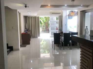 Bán nhà đường số 10 phường Phú Mỹ Quận 7, 2 tầng – 5PN 