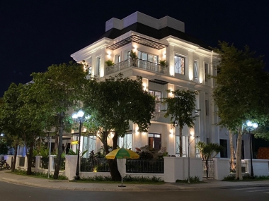 Bảng giá mua bán biệt thự Vinhomes Central Park Tân Cảng Bình Thạnh 