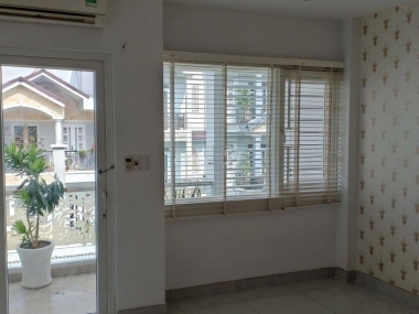 Bán nhà mặt tiền hẻm 1041 Trần Xuân Soạn Quận 7 