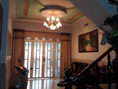 Cho thuê nhà đường số 10 KDC Nam Long Quận 7, trệt – lửng – 3 lầu