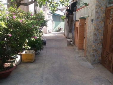 Bán nhà hẻm Bùi Văn Ba Quận 7, trệt – 2 lầu