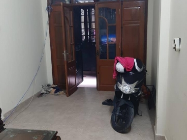 CC cần bán nhà mới Thụy Khuê-Tây Hồ-5 tầng-diện tích 40m2. Giá 4,2 tỷ.