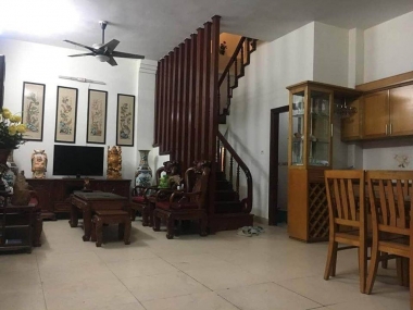 NHÀ MẶT NGÕ TO RẤT ĐẸP-Ô tô tránh Trần Duy Hưng-DT 50m2. Giá 7 tỷ. LH: 0985117683