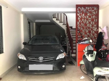 BÁN NHÀ PHỐ PHƯƠNG LIỆT, TX, 65M* 5 TẦNG, MẶT 4.5M, GIÁ 9.7 TỶ, GẦN HỒ, DÂN TRÍ TỐT