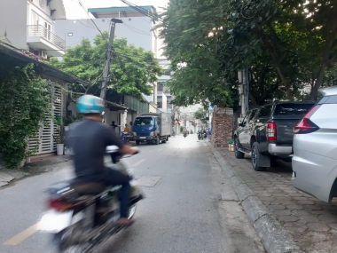 Lô Góc 72m2 đường 8m tại Trâu Quỳ, Gia Lâm, Hà Nội. Giá tốt. LH 0398381708.