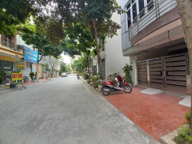 Bán nhà phố Hà Trì, quận Hà Đông, diện tích 82m2 x 5tầng nhà mới về ở ngay giá chỉ 5,1 tỷ