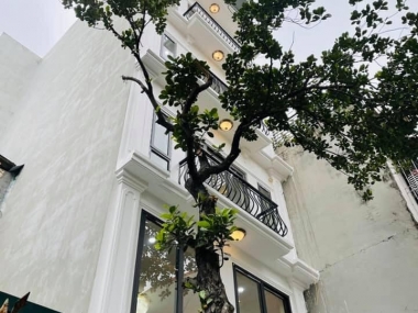 Bán nhà Hoàng Đạo Thành - Thanh Xuân 37m2, 6 tầng, Gara - kinh doanh, giá 6.2 tỷ