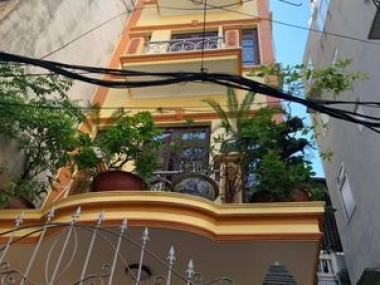 Bán nhà đường Láng, Đống Đa 55m2, 5 tầng, giá 6 tỷ. Sau quy hoạch cực gần phố