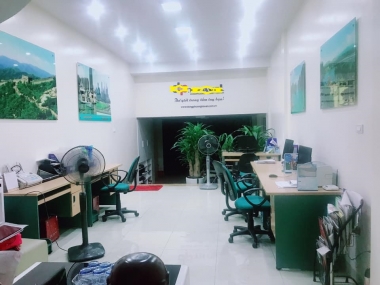 Bán nhà Nguyễn Chí Thanh, 5 tầng 68m2, phân lô kinh doanh, ô tô tránh, giá 11,2 tỷ, LH:0984318545