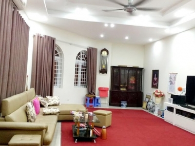 Bán đất tặng nhà mặt phố Ngô Gia Tự Long Biên 160m2 MT 7m nhỉnh 10 tỷ