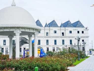 Mua biệt thự có 1-0-2 ngay cửa ngõ cầu Nhật Tân, gần ngay Võ Chí Công với mức giá quá hợp lý