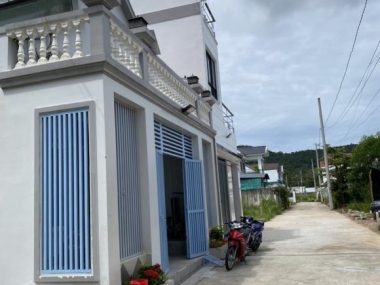 CHÍNH CHỦ CẦN BÁN GẤP  CĂN NHÀ KIỂU VILA BIỆT THỰ