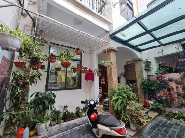 Bán nhà mặt phố đường Nguyễn Văn Cừ Long Biên 90m2 x 5m MT nhỉnh 19 tỷ