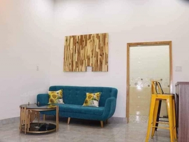 NHÀ HÀNG KÊNH TRUNG TÂM THÀNH PHỐ, ĐẸP LONG LANH VỀ Ở LUÔN.