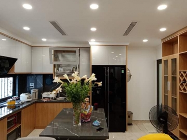 7 tầng - Thang máy - Phùng Chí Kiên