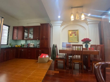 Bán nhà ngõ Mễ Trì MT 5m 35m2  3.05  tỷ