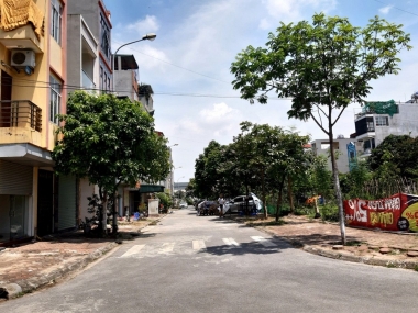 Đất khu tái định cư Trâu Quỳ, Gia Lâm, Hà Nội. Dt 56m2. Đường 12m. Lh 0936098052.