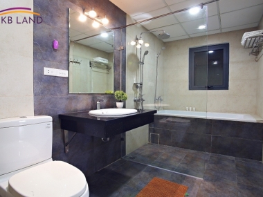 Bán CHDV Đình Thôn, 103m2x9T, 21 căn hộ, ôtô tránh, DT 135tr/tháng, nhỉnh 24 tỷ