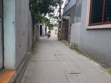 40m2 đất Kim Sơn, Gia Lâm, Hà Nội. Mặt tiền 4m. Ô tô vào nhà. Lh 0398381708.