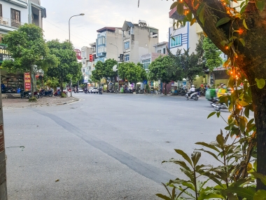 Bán lô góc 68m2 tại Trâu Quỳ, Gia Lâm, Hà Nội. Mt 10m. Đường 10m. Lh 0398381708.