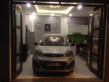 Bán Nhà Lê Trọng Tấn, Thanh Xuân 36m2, 4 Tầng, Ô tô vào nhà, Giá 3.6 Tỷ