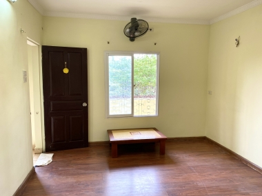 CHÍNH CHỦ CẦN CHO THUÊ CĂN HỘ Ở A1 TẬP THỂ THÀNH CÔNG