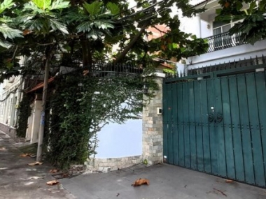 Bán nhà hẻm 300 Nguyễn Văn Linh, phường Bình Thuận, quận 7, TPHCM