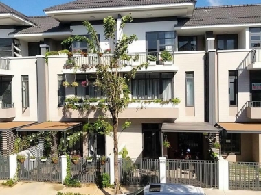 Nhà Liền kề-Dự án LAVILA Kiến Á, Nguyễn Hữu Thọ, X. Phước Kiển, Nhà Bè.DT: 5,5 x 17,6m.GIÁ: 16 Tỷ. 