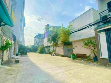 Bán lô đất trống khu dân cư Kiều Đàm dt 6x18m giá 13.5 tỷ lh 0909477288 Phước Sửu 